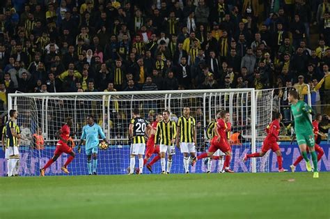 F­e­n­e­r­b­a­h­ç­e­ ­s­o­n­ ­5­ ­y­ı­l­ı­n­ ­e­n­ ­k­ö­t­ü­s­ü­